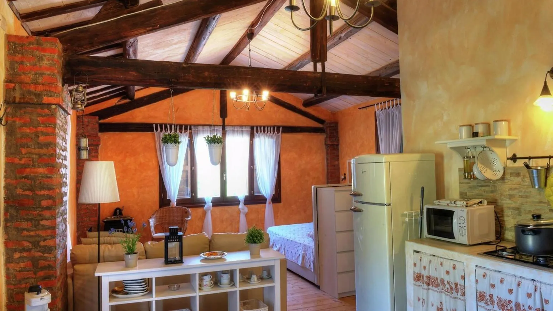 Scenic Holiday Home In Modigliana With Fenced Garden