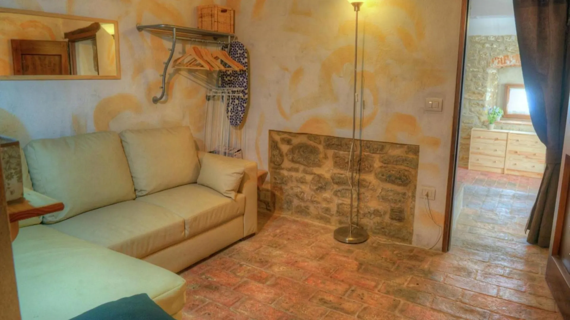 Scenic Holiday Home In Modigliana With Fenced Garden